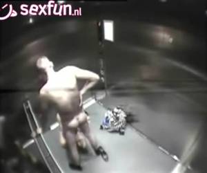 Horny couple caught during sex in the elevator