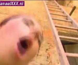 gola profonda adolescenti cazzo alla sua spug sulle sue palle grondante