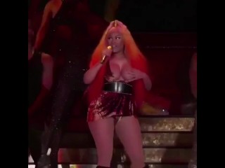 Nicki Minaj nip slip at festival